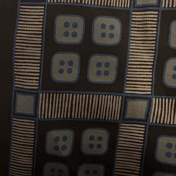 YSL - Picture 3 of 7